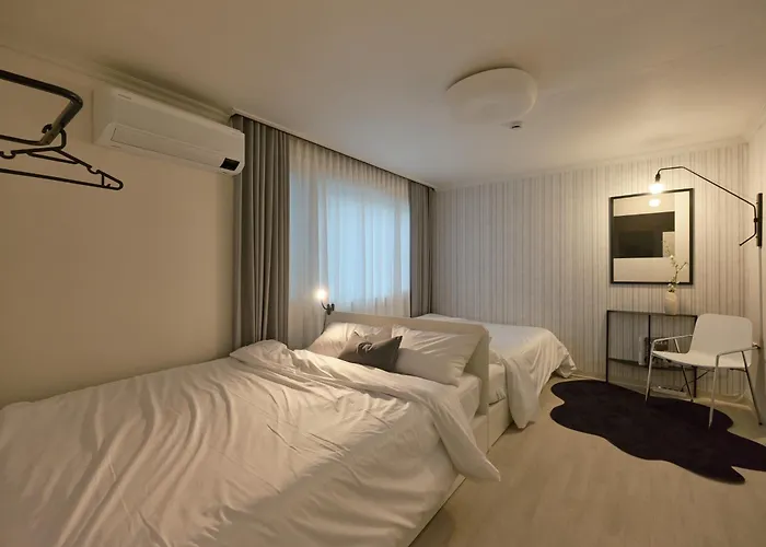 Joyfulstay 4*